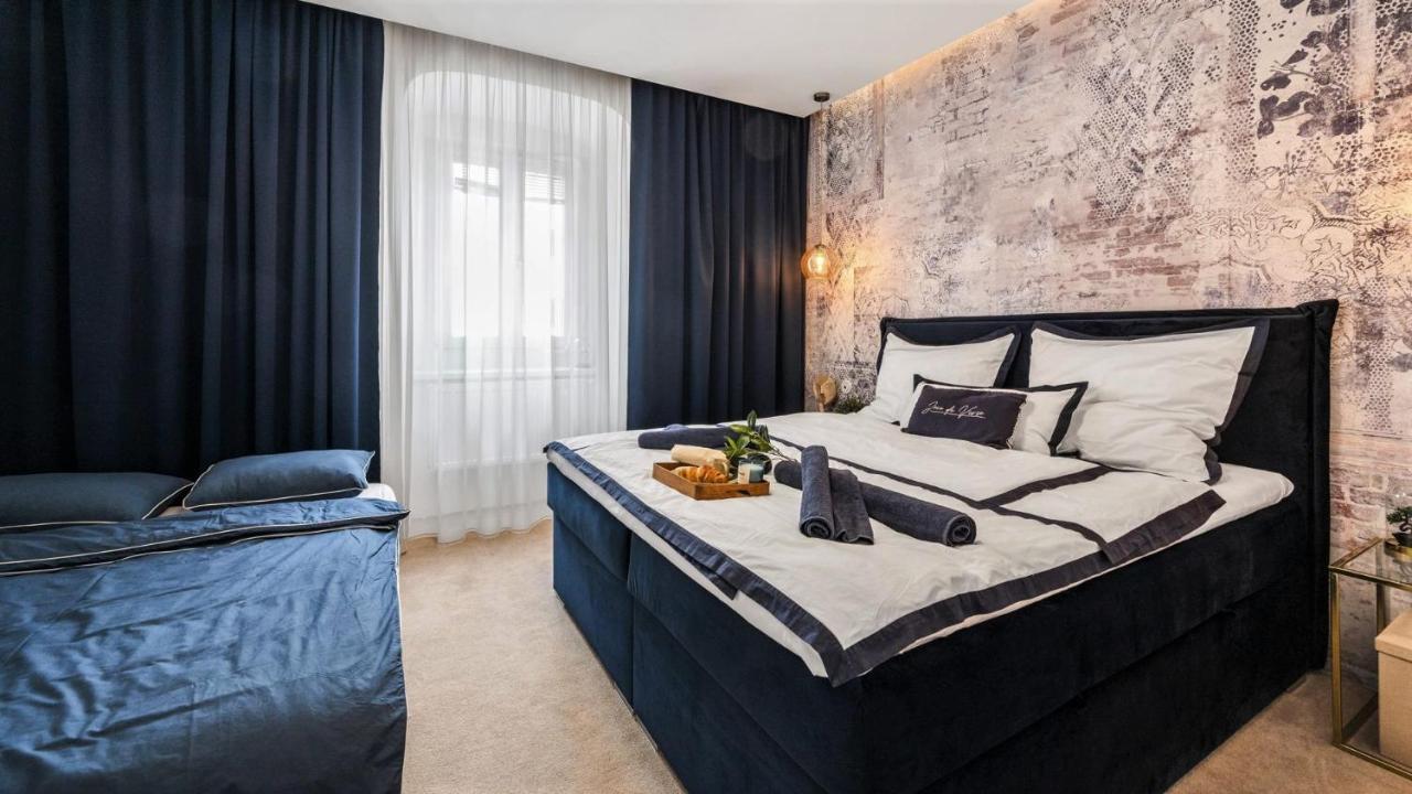 New Design & High Standard Apt From 16Th Century In Old Town-Free Parking Pressburg Exterior foto